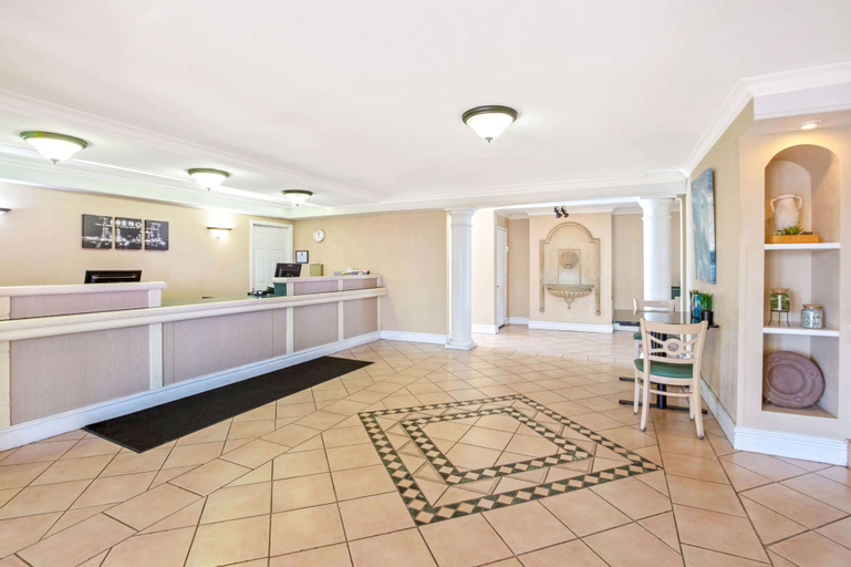 Public Area 2, Days Inn by Wyndham Reno, Washoe