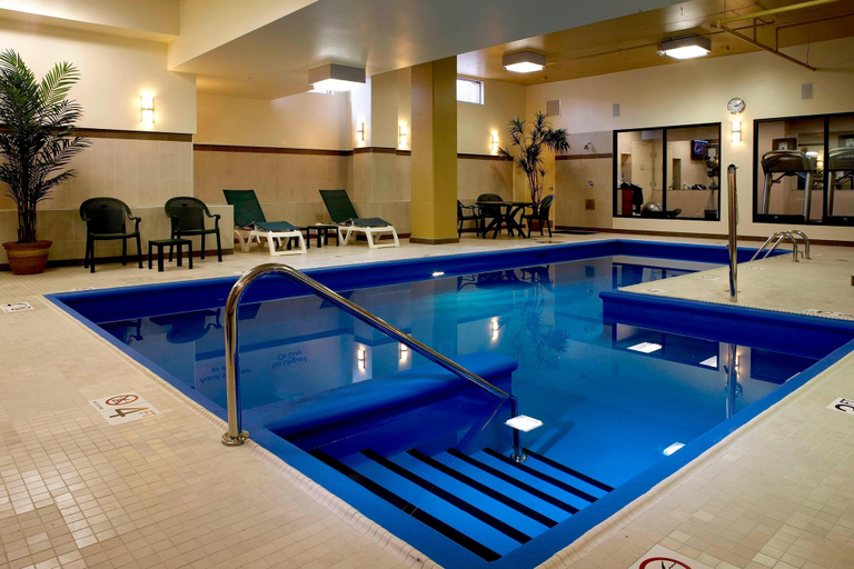 Sport & Beauty, Fairfield Inn & Suites by Marriott Montreal Airport, Montréal