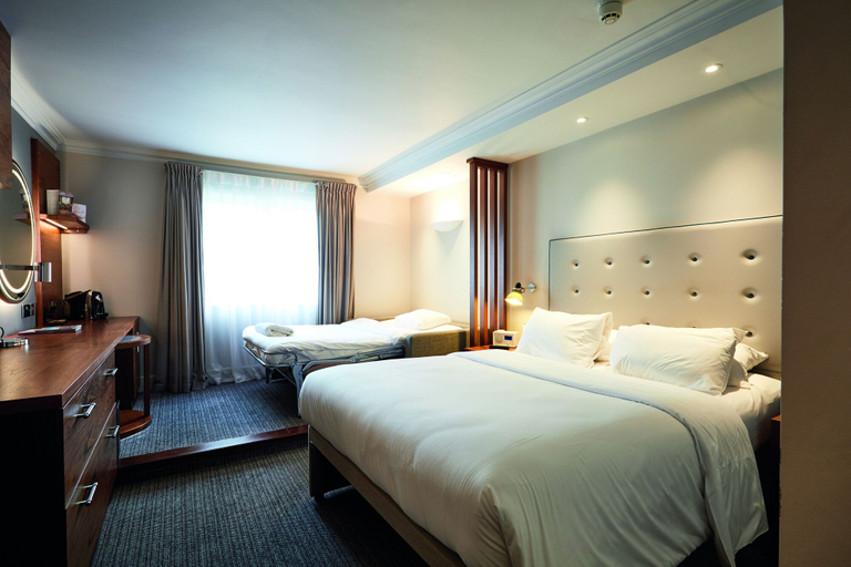 Bedroom 3, Aztec Hotel & Spa, South Gloucestershire