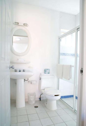 Bathroom 5, Best Western Saltillo, Saltillo