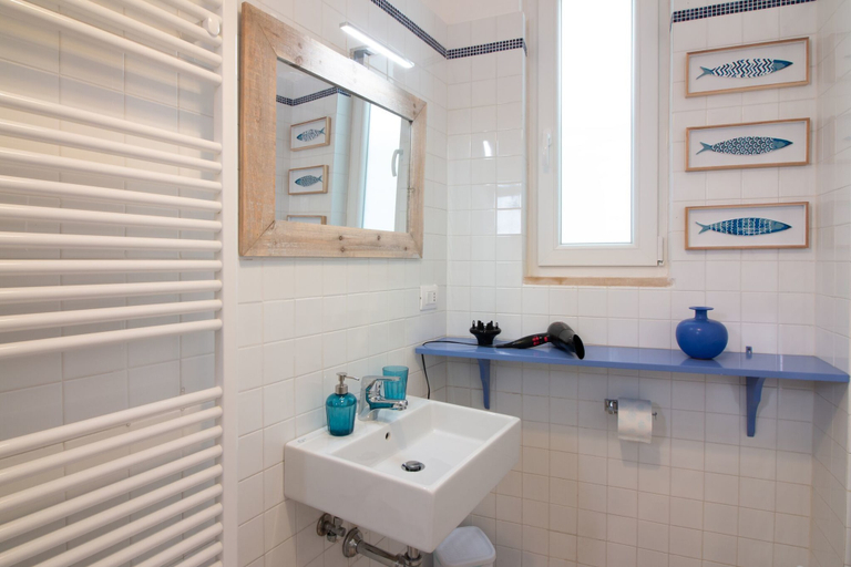 Bathroom 3, Amoredimare Casa Vacanze, Bari