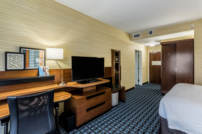 Bedroom 2, Fairfield Inn & Suites by Marriott Butte, Silver Bow