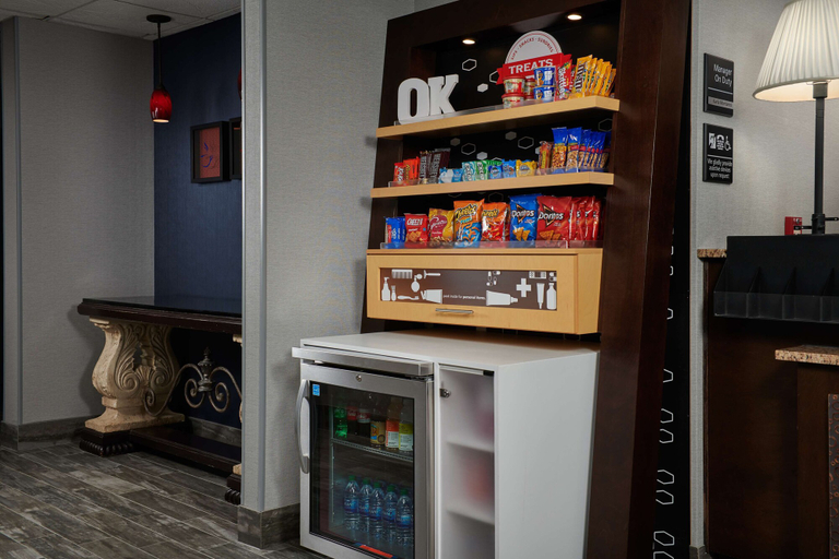 Food & Drinks 5, Hampton Inn Bartlesville, Washington