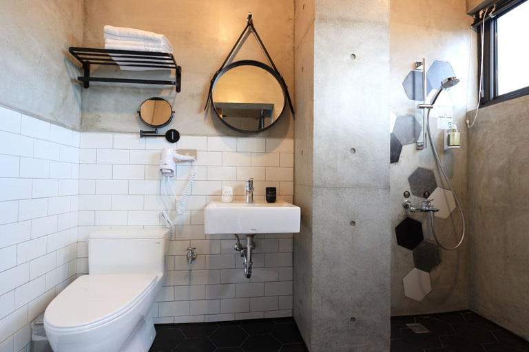 Bathroom 4, Comesit, Hualien