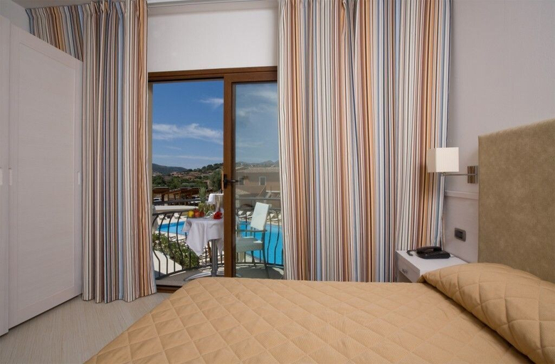 Bedroom 3, Terradimare Resort & Spa, Nuoro