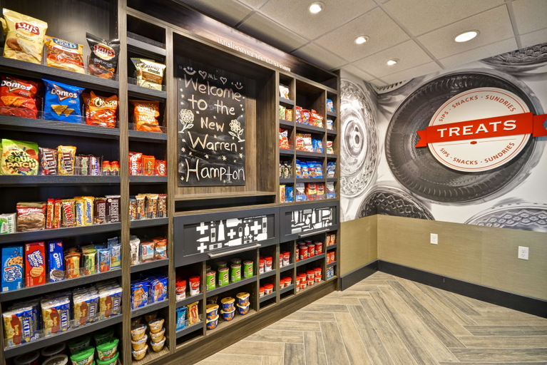 Food & Drinks 5, Hampton Inn & Suites Detroit/Warren, Macomb