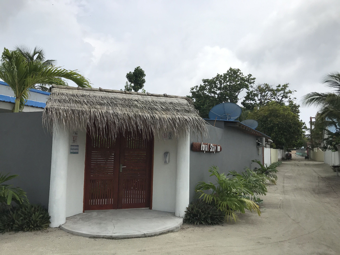 Exterior & Views 2, Royal Stay Inn