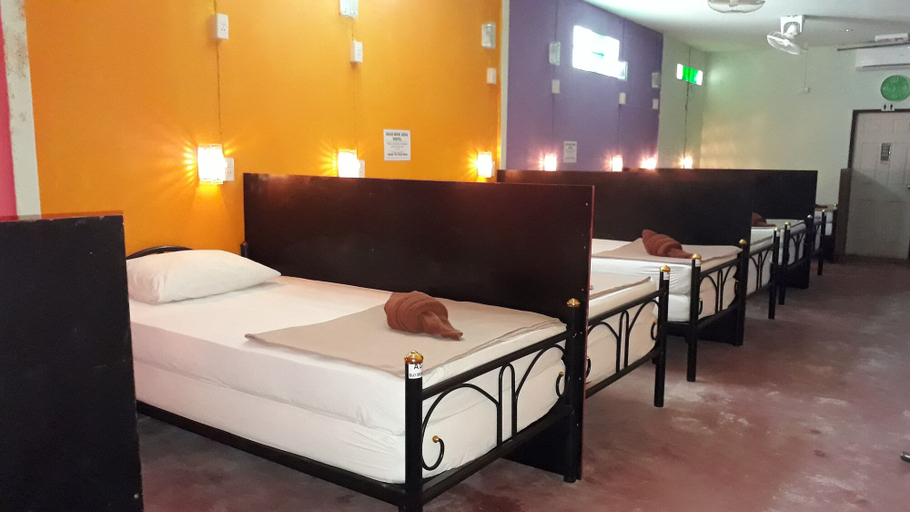Bedroom 3, Baan Mook Anda Hostel, Ko Lanta