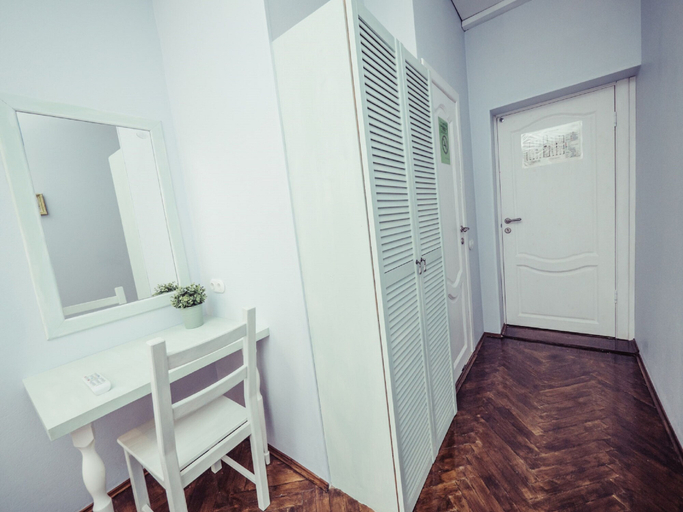 Others 5, Mini Hotel Chistoprudniy, Central