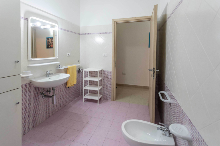 Bathroom 5, Villetta Sunny, Lecce