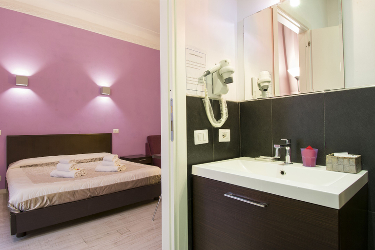 Bedroom 4, Chroma Tessera, Rome