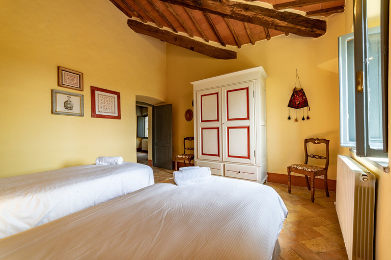 Bedroom 3, Borgo Argenina, Siena