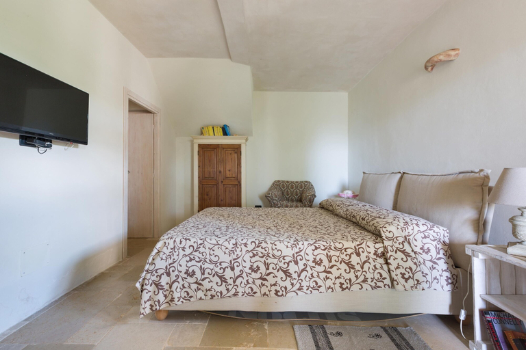 Bedroom 3, Villa Joy, Brindisi