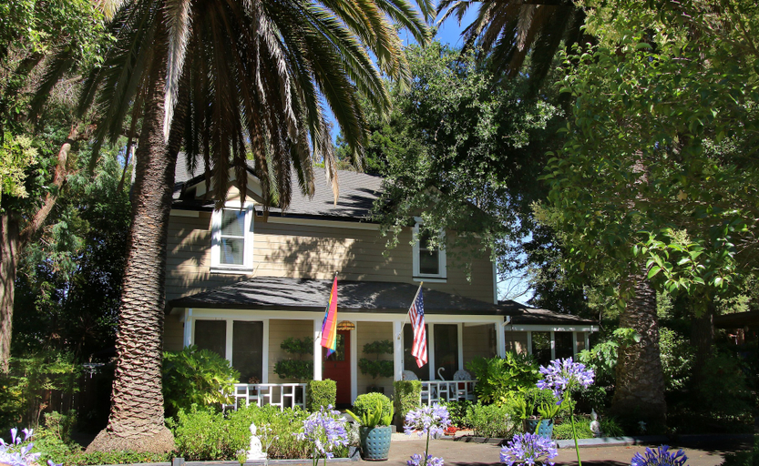 Exterior & Views 2, The Giraffe Inn at Old Parks Manor, Napa