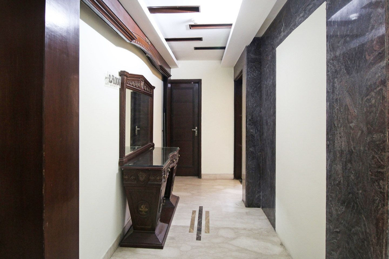 Others 5, Southview Apartment, Delhi