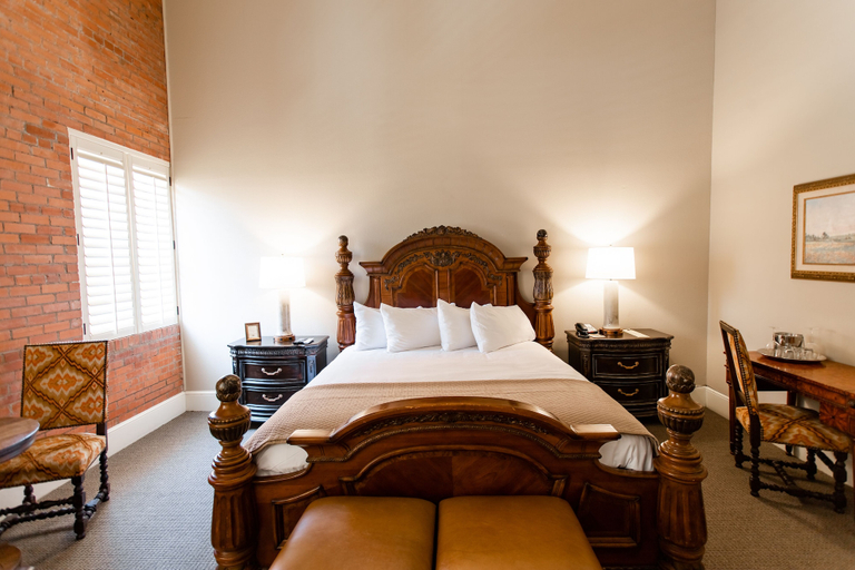 Bedroom 2, The Grand Hotel, Collin