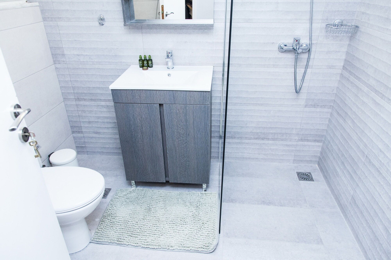 Bathroom 2, Modern beauty in central area, Attica