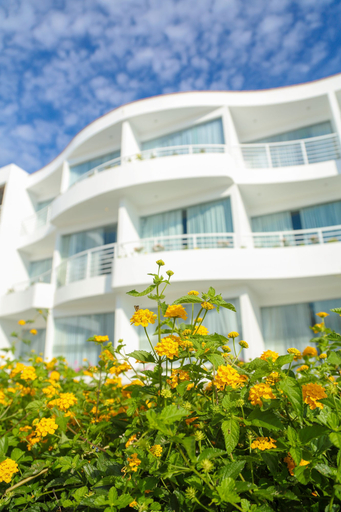 Exterior & Views 2, VPX Hotel, Cañete