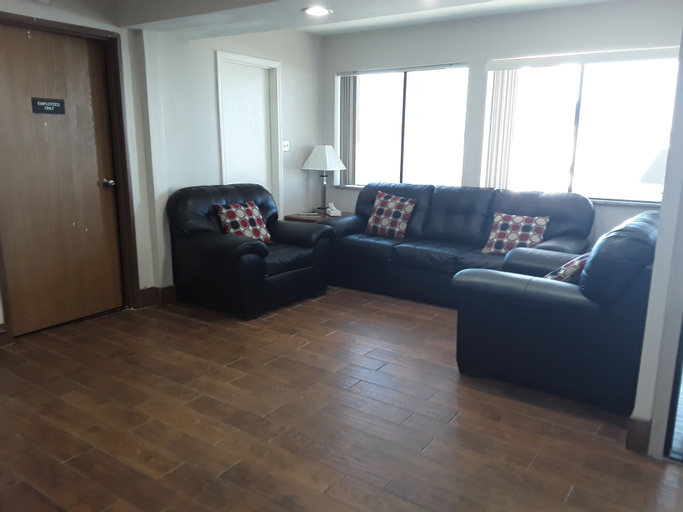 Others 5, Baymont Inn & Suites by Wyndham Richmond, McHenry