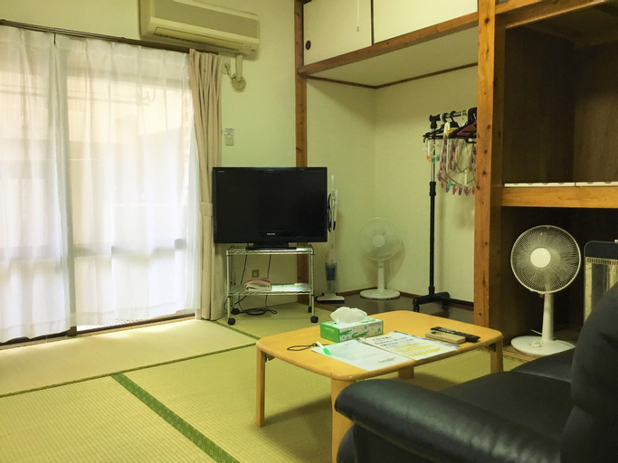 Weekly Harborview Mansion - Main Building, Naha