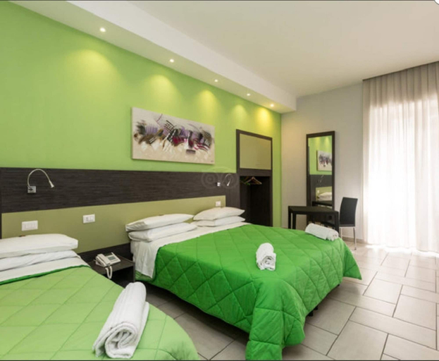 Bedroom 2, Napoli Suite, Napoli
