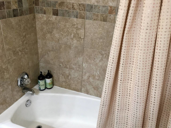 Bathroom 3, Racing Horse Ranch with Unlimited Golf, Josephine