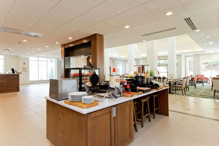 Food & Drinks 5, Hilton Garden Inn Winchester, Winchester