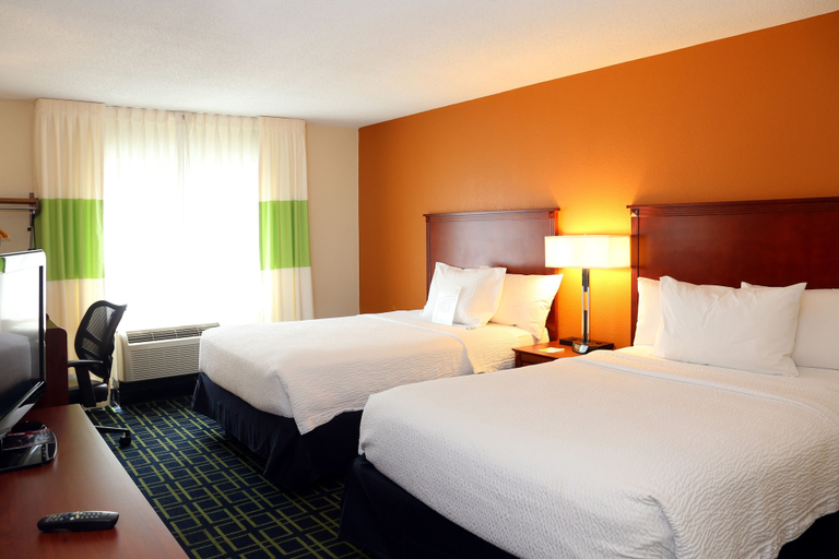 Bedroom 3, Quality Inn Cranburry Township, Butler