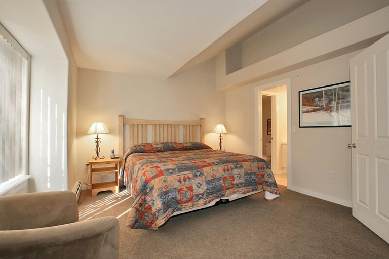 Bedroom 2, Swan Mountain Resort, Summit