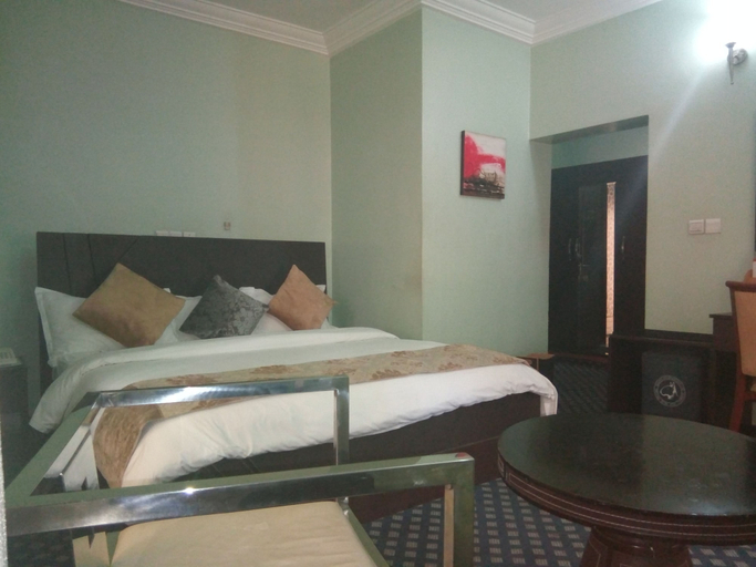 Bedroom 2, Charro Gates Hotel, AbujaMun