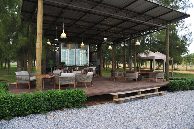 Food & Drinks 4, The Farmhouse at Polo Escape, Sattahip