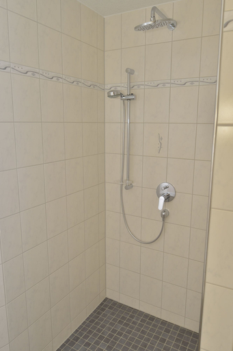Bathroom 4, Schloss Altenhausen, Börde