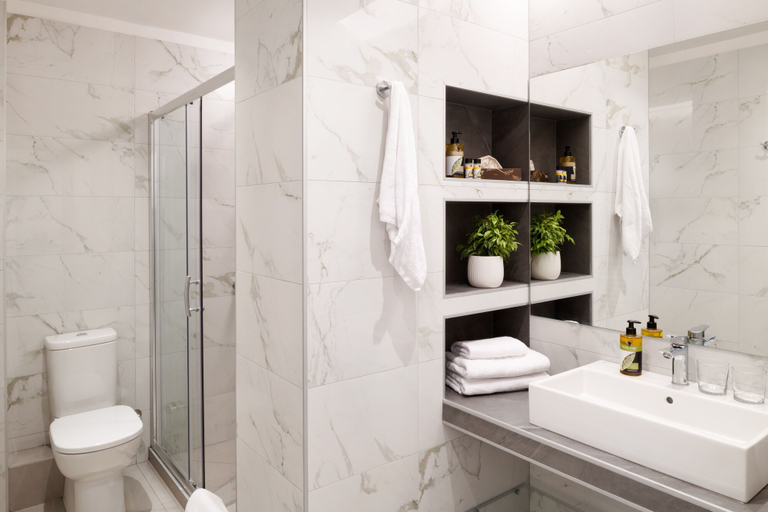 Bathroom 4, Thess Residences, Central Macedonia