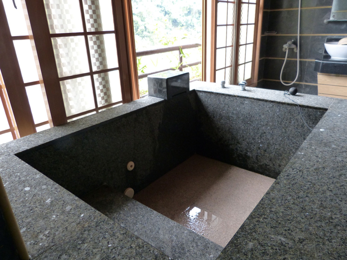 Bathroom 4, Sun Moon Bed & Breakfast, New Taipei City