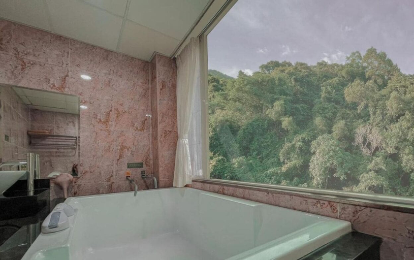 Bathroom 5, Ruixiong Hotspring Villa, Hualien