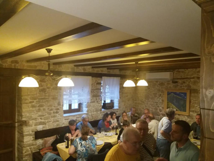Food & Drinks, Hotel Gorica, Beratit
