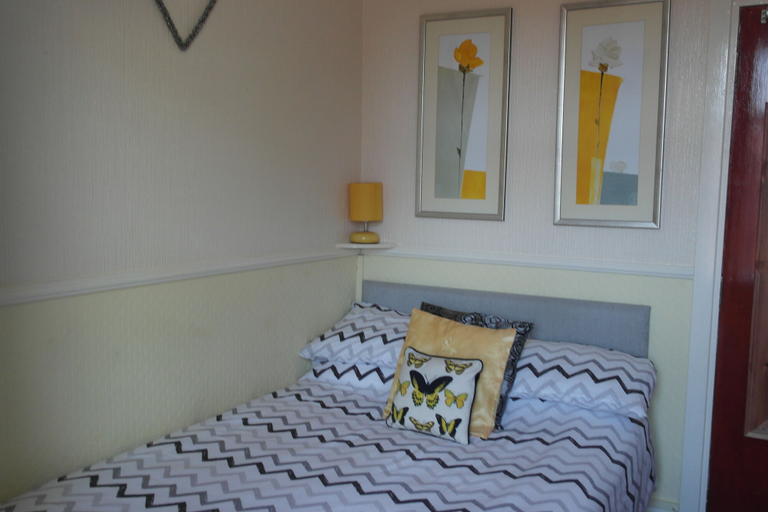 Bedroom 2, Delamere Hotel, Blackpool
