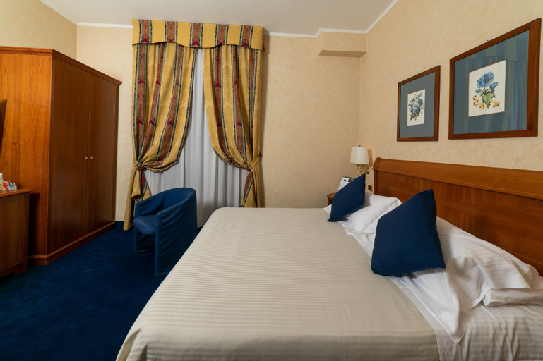 Bedroom 2, Hotel Cappello D'Oro, BW Signature Collection, Bergamo