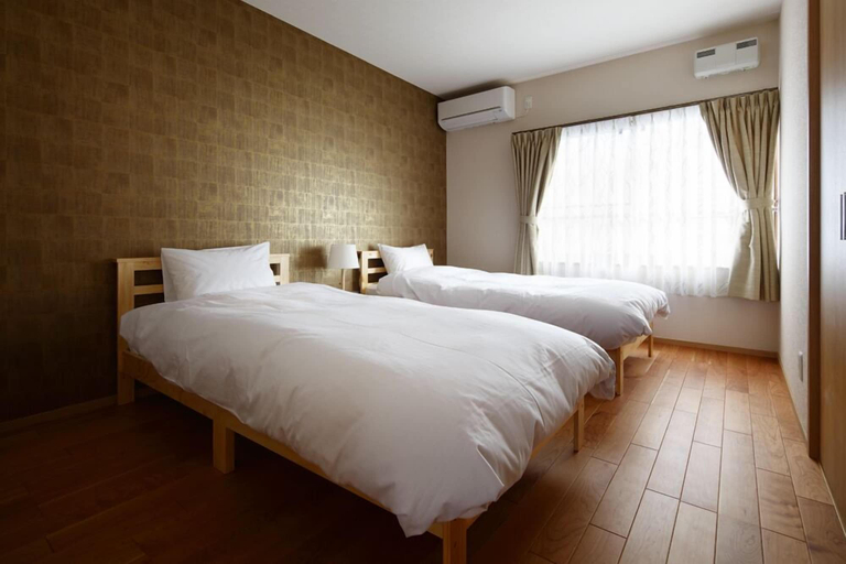 Bedroom 5, Yadoya TENKU - Hostel, Asago