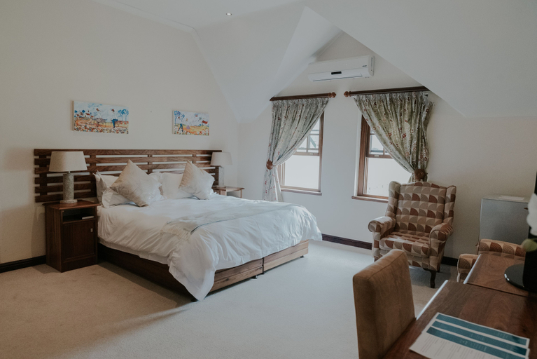 Bedroom 3, CANA Vineyard Guesthouse, Cape Winelands