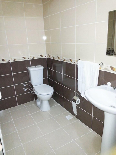 Bathroom 5, Hotel Kervansaray, Merkez