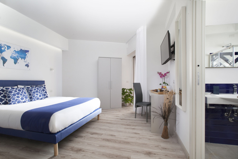 Bedroom 5, Sirocco Suites, Napoli