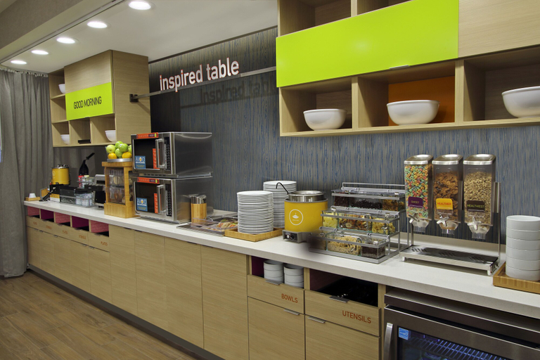 Food & Drinks 5, Home2 Suites by Hilton Port Arthur, TX, Jefferson