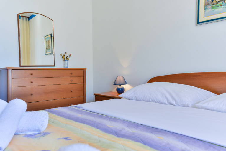 Bedroom 3, Apartments Liveric, Vir