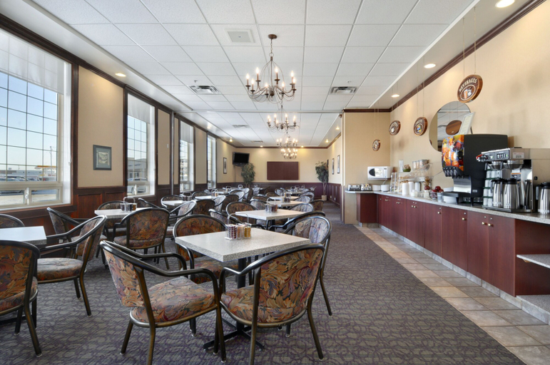 Food & Drinks 5, Ramada by Wyndham Red Deer Hotel and Suites, Division No. 8