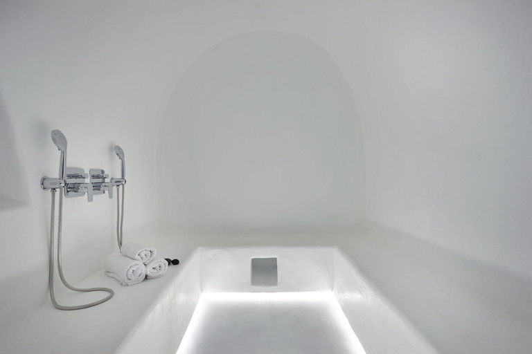 Bathroom 4, Opera Mansion, South Aegean