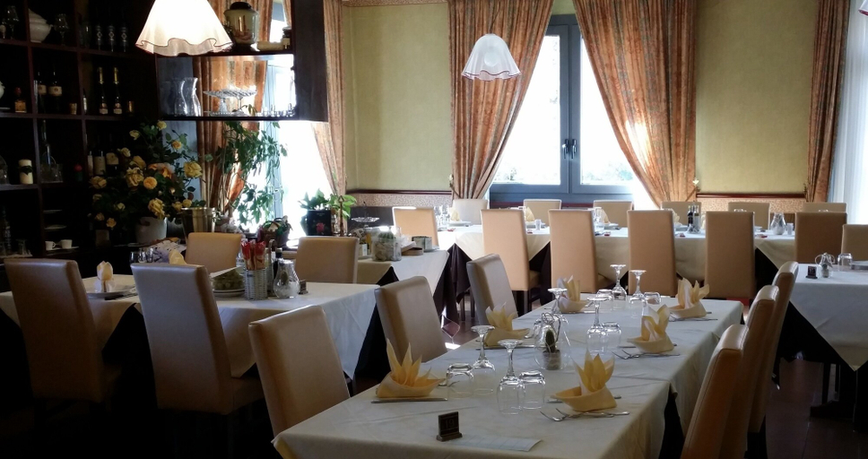 Food & Drinks 4, Albergo Sapori, Bologna