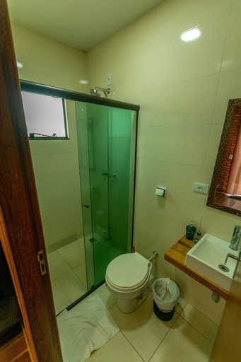 Bathroom 3, Chakras Pousada, Jaguariaíva
