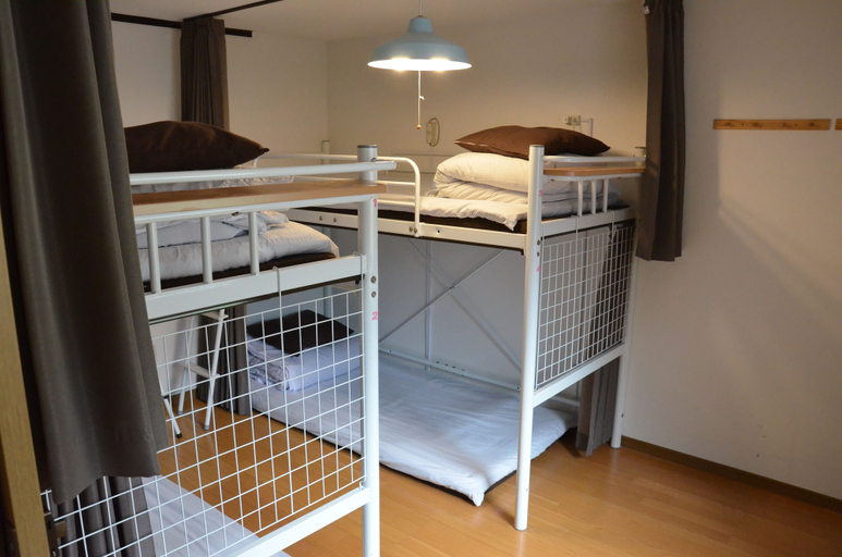Bedroom 3, Peace House Abeno - Hostel, Osaka