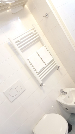 Bathroom 3, Hotel Mare Blu, Teramo
